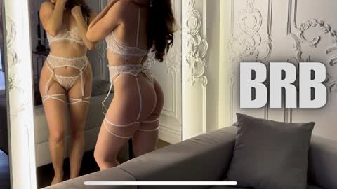 Julie online show from January 2025 07:04:01 PM