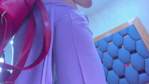 juliette_pretty_ online show from July 2026 07:05:02 PM