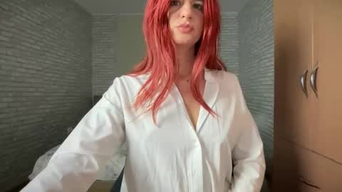 Snapshot of julietterosie chatting on December 2024 10:18:01 AM Rose online show from December 2024 10:18:01 AM