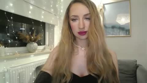 JulietteSensual online show from March 2026 05:19:01 PM