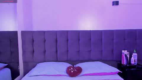 Juliana online show from December 2024 12:02:01 PM