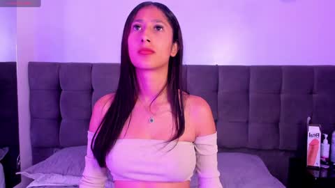 Juliana online show from December 2024 02:27:01 AM