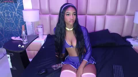 Snapshot of julitpink chatting on October 2025 12:03:02 PM julitpink online show from October 2025 12:03:02 PM