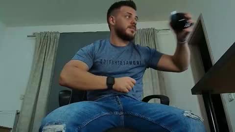 JULiUS   online show from September 2025 07:08:01 PM