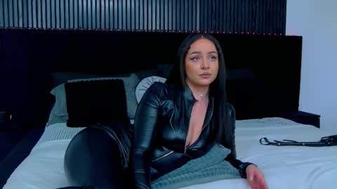 Snapshot of julliamilerrr chatting on March 2026 10:51:01 AM Julia online show from March 2026 10:51:01 AM