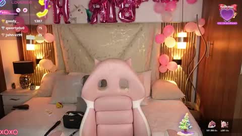 jullianapriv_ online show from January 2026 05:27:02 PM