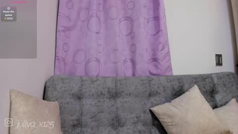 Snapshot of jullya_x_ chatting on October 2025 02:20:01 AM jullya    630  1330 -5 online show from October 2025 02:20:01 AM