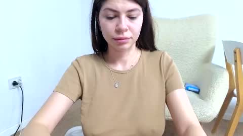 Snapshot of jullyenn chatting on March 2025 05:17:02 PM Jully online show from March 2025 05:17:02 PM