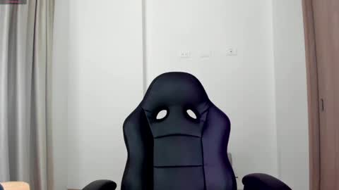 july_correa online show from September 2025 11:06:02 PM