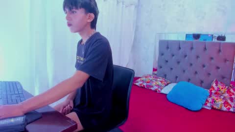 july_quinzel online show from January 2026 02:48:02 AM