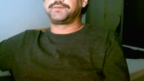 Snapshot of juneandmia chatting on April 2026 08:09:02 AM Mia online show from April 2026 08:09:02 AM