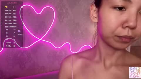 Bella online show from November 2025 10:25:02 PM