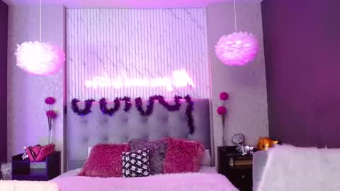 Snapshot of juniper_hill chatting on November 2025 05:30:02 AM Juniper online show from November 2025 05:30:02 AM