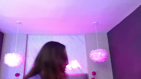 Snapshot of juniper_hill chatting on November 2025 04:02:02 AM Juniper online show from November 2025 04:02:02 AM