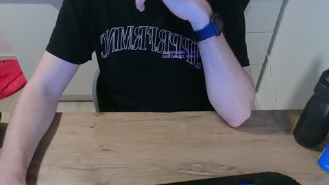 Snapshot of junk2711 chatting on January 2025 09:37:02 AM junk2711 online show from January 2025 09:37:02 AM