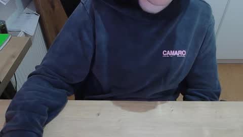 Snapshot of junk2711 chatting on November 2025 06:29:01 PM junk2711 online show from November 2025 06:29:01 PM