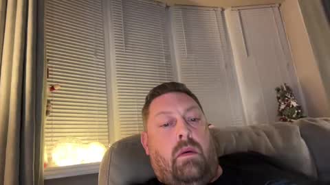 Junky online show from December 2024 10:43:01 PM