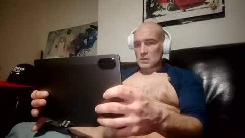 Yuri online show from December 2025 01:45:01 AM