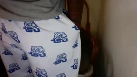 Snapshot of just2real chatting on December 2024 08:40:02 PM Real online show from December 2024 08:40:02 PM