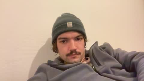 just_a_guy_with_a_big_cock online show from December 2025 11:02:01 PM