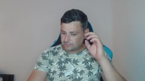 Snapshot of just_a_nice_guy_27 chatting on July 2026 11:27:02 AM Alex online show from July 2026 11:27:02 AM