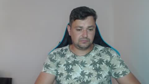 Snapshot of just_a_nice_guy_27 chatting on July 2026 11:28:01 AM Alex online show from July 2026 11:28:01 AM