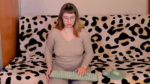 Snapshot of just_fucked chatting on December 2025 10:14:01 PM Nika and Mark online show from December 2025 10:14:01 PM