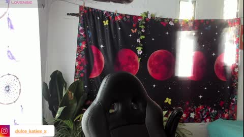 Sofia online show from January 2025 07:10:01 PM