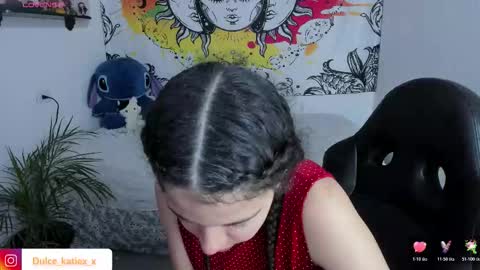 Sofia online show from November 2025 02:05:01 PM