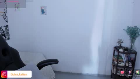 Sofia online show from February 2026 06:52:01 PM