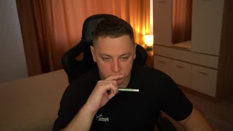 Snapshot of just_top chatting on September 2025 11:56:01 AM David online show from September 2025 11:56:01 AM