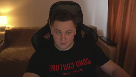 Snapshot of just_top chatting on April 2026 03:44:01 PM David online show from April 2026 03:44:01 PM