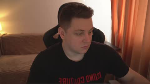 Snapshot of just_top chatting on April 2026 03:36:01 PM David online show from April 2026 03:36:01 PM