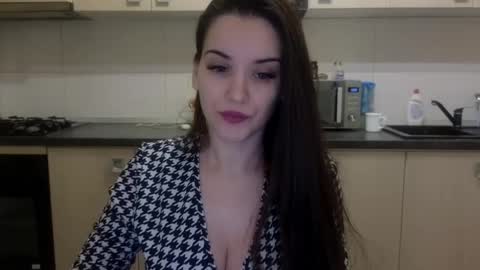 JustAnne online show from February 2025 03:43:01 AM