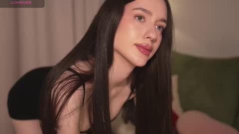 Snapshot of justbarbie_new_ chatting on March 2026 05:34:02 PM Katarina online show from March 2026 05:34:02 PM