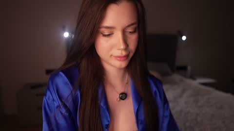 Snapshot of justbarbie_new_ chatting on June 2026 08:20:02 PM Katarina online show from June 2026 08:20:02 PM