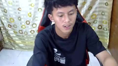 Snapshot of justcallme_james chatting on March 2026 01:15:02 PM James online show from March 2026 01:15:02 PM