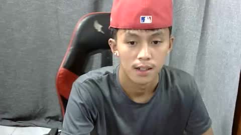 Snapshot of justcallme_james chatting on April 2026 03:50:02 AM James online show from April 2026 03:50:02 AM