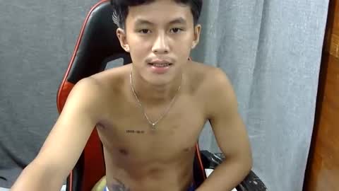 Snapshot of justcallme_james chatting on April 2026 01:16:02 PM James online show from April 2026 01:16:02 PM