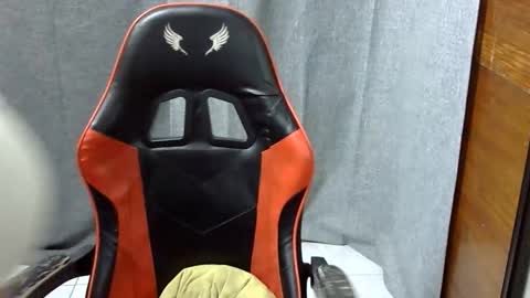 Snapshot of justcallme_james chatting on April 2026 12:29:02 PM James online show from April 2026 12:29:02 PM