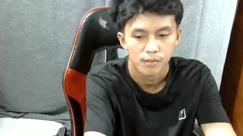 Snapshot of justcallme_james chatting on April 2026 05:10:02 AM James online show from April 2026 05:10:02 AM