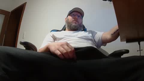 Just Flo ---  online show from February 2025 02:27:01 AM