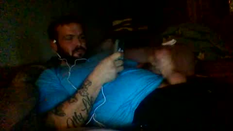 justgrosch4200 online show from April 2026 03:15:01 AM