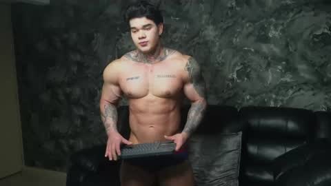 justin clark1 online show from December 2025 05:34:02 AM