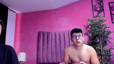 JUSTIN Y JAZMIN online show from January 2026 06:35:01 PM