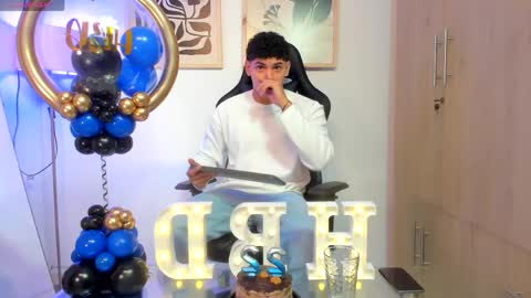 Snapshot of justin_payn14 chatting on May 2026 02:22:02 PM justin_payn14 online show from May 2026 02:22:02 PM