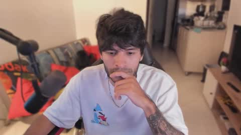 Diego online show from October 2025 10:39:01 PM