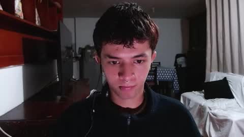 Justine online show from October 2025 06:13:02 AM