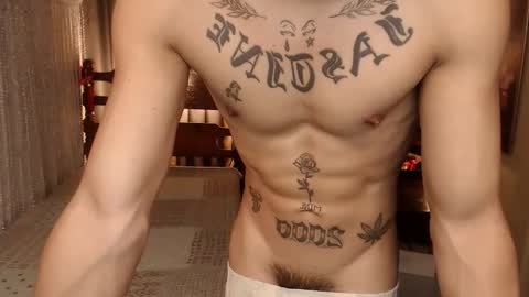 Snapshot of justine_hunk chatting on February 2026 07:51:01 AM justine_hunk online show from February 2026 07:51:01 AM