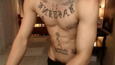 Snapshot of justine_hunk chatting on February 2026 02:15:02 PM justine_hunk online show from February 2026 02:15:02 PM